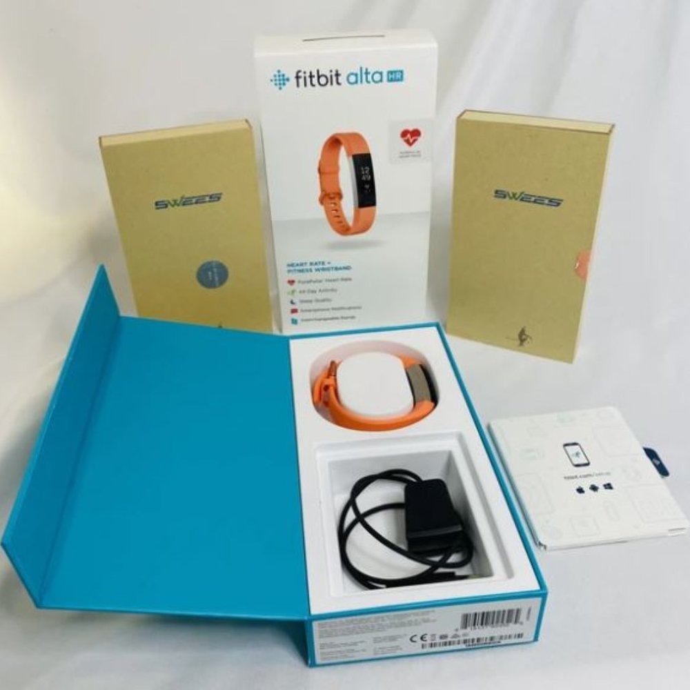 Swees Watchband Metal Mesh Set and Fitbit Alta HR